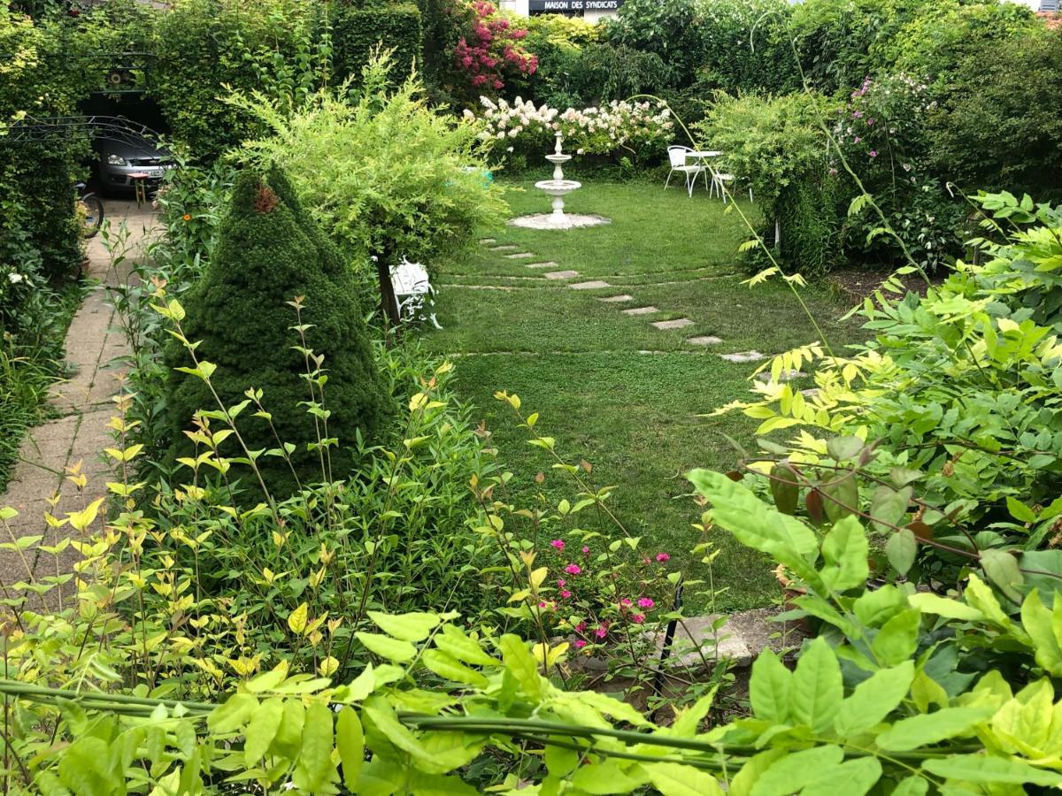 Home Sweet Home Garden Bourges Exteriör bild