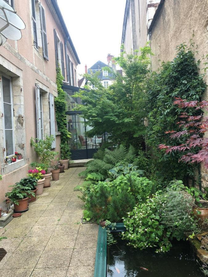 Home Sweet Home Garden Bourges Exteriör bild